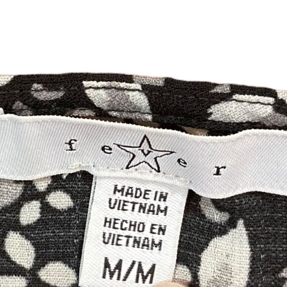 2 Medium Printed Blouses, Size M - Picture 11 of 14